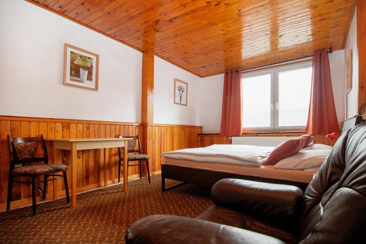 Hôtel Obri Sud Lázně Libverda Extérieur photo